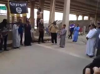 صورة تؤكد خلو ساحات الاعتصامات من المسلحين وداعش