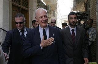 دي مستورا يزور السيد السيستاني في النجف الاشرف