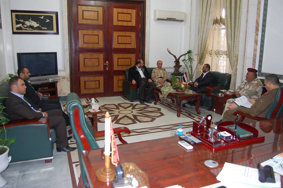 رئيس اركان الجيش العراقي: الاشهر المقبلة تحمل العديد من المفاجآت السارة للشعب العراقي.