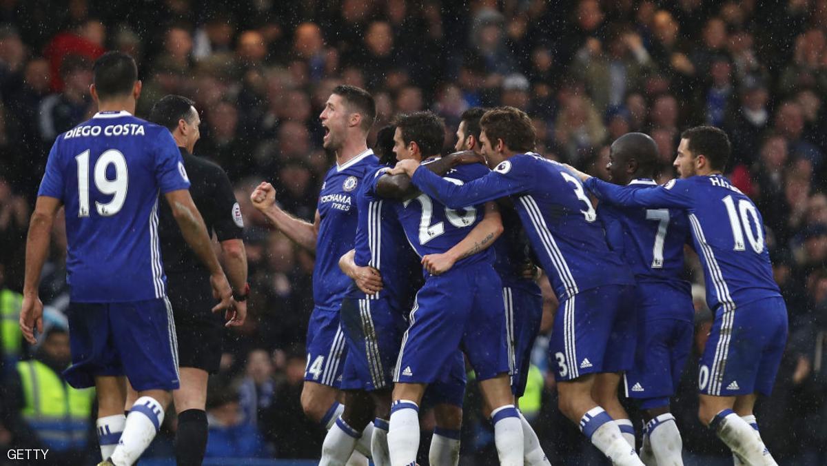 تشلسي يهزم سوانزي ويعزز تصدره للدوري الإنجليزي