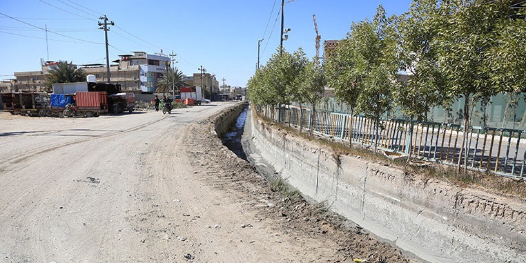 العتبة الحسينية تشرع بتغليف "نهر الهنيدية" وسط كربلاء