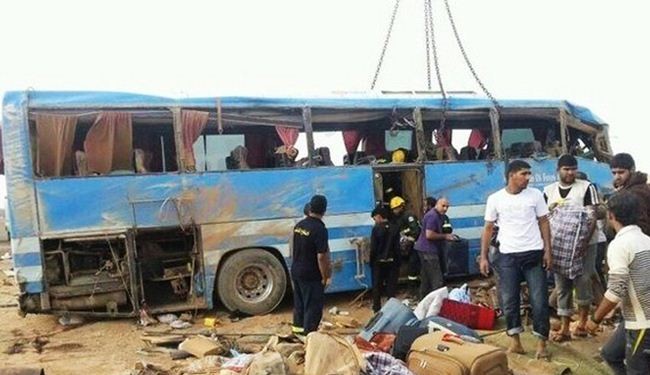 جرح 25 زائر ايراني احدهم بحالة خطرة نتيجة حادث مروري على طريق كربلاء -النجف