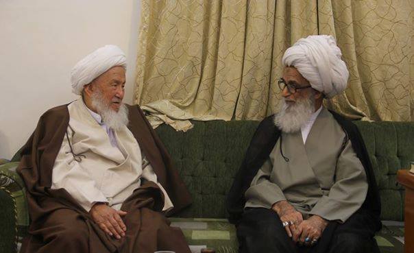 المرجع النجفي يعود المرجع الفياض بعد عودته من رحلته العلاجية(مصور)