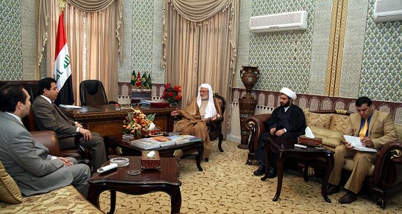 السفير الأفغاني  في العراق اثناء لقائه السيد الحيدري : 12 الف زائر أفغاني يرغبون في الزيارة العتبات المقدسة