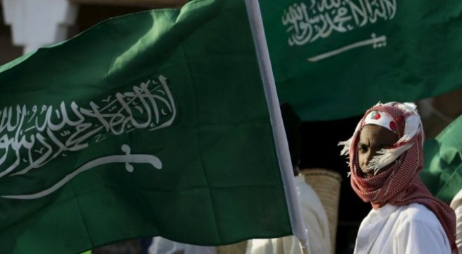 امير سعودي يقف امام القضاء الامريكي بسبب المخدرات وحفلات العري