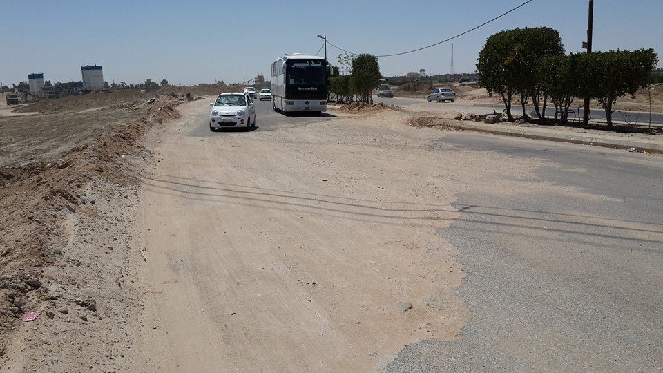 بالصور:الشارع الحولي كربلاء - النجف يشوه جمالية واجهة كربلاء