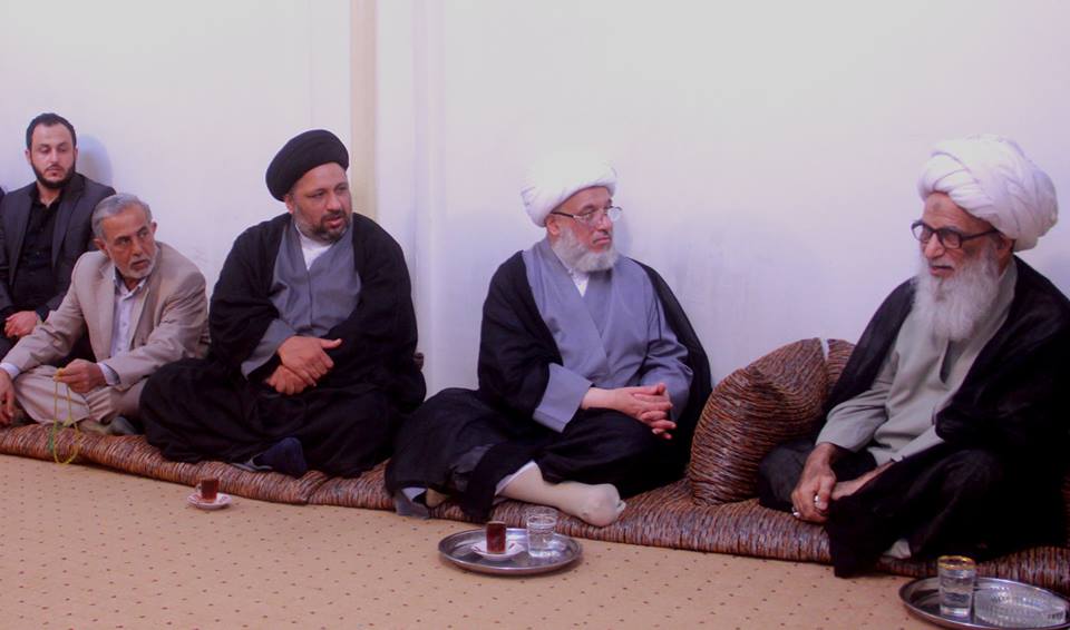 بالصورة:المرجع النجفي يستقبل ممثل المرجع السيستاني الشيخ عبد المهدي الكربلائي