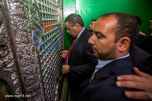 بالفيديو : وزير الكهرباء قاسم الفهداوي يزور مرقد الامام الحسين "عليه السلام"