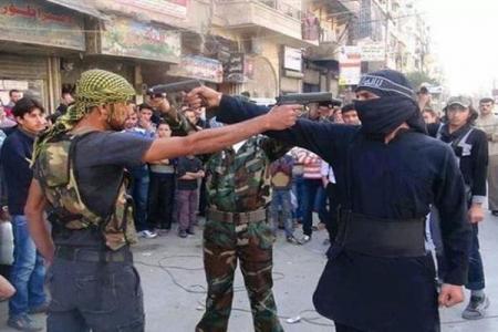 انشقاقات بين الدواعش المحليين والاجانب في الفلوجة تعرف عن اسبابها ؟