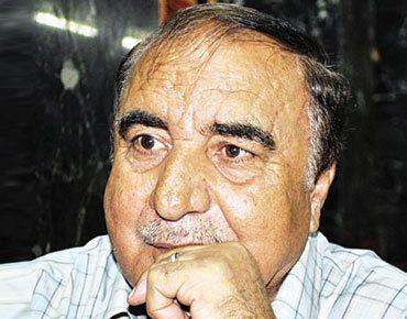 وفاة الشاعر كاظم اسماعيل الكاطع في مستشفى الكاظمية عن 63 عاما