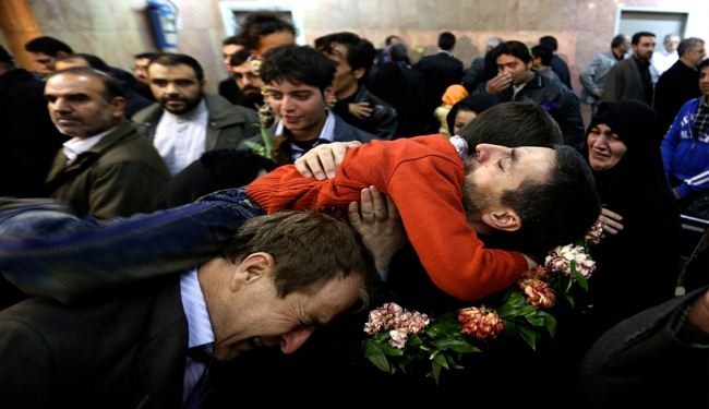 عودة 73 زائراً إیرانیاً الى بلادهم كانوا محاصرین من قبل داعش