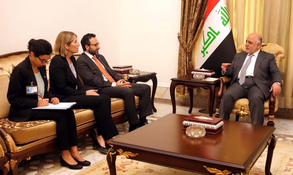 العبادي يوجه بتأمين ظروف عمل "شفافة" لمنظمة الصليب الأحمر في العراق