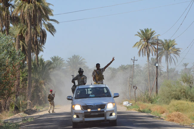 آمر قوة العتبة الحسينية في منطقة بلد:القوة الجوية ترفض ضرب داعش وتحرير رهائن بعد معارك شرسة