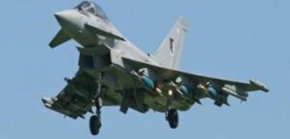 طائرات أميركية وفرنسية تطالب أهالي الحويجة بمغادرة منازلهم لتفادي القصف على "داعش"