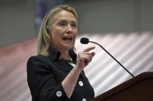 كلينتون تعترف بأن المعارضة السورية لا تمثل الشعب و تامل بمعارضة تمثله