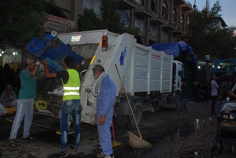 بلدية كربلاء المقدسة ترفع 15000 طن من النفايات خلال زيارة عاشوراء