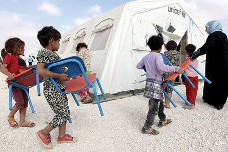 اليونيسف تجهز إمدادات الشتاء للمتضررين من الأزمة السورية وتؤكد حاجتها الماسة إلى 79.33 مليون دولار إضافي