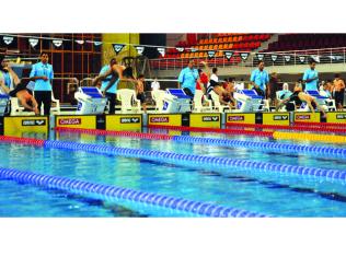 العراق يتوج ببطولة قطر الدولية للسباحة في المجرى الطويل