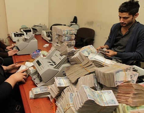 العراق:اكثر من 10 مليون شخص موظف بينهم موظفون يتقاضون راتبين بالشهر الواحد