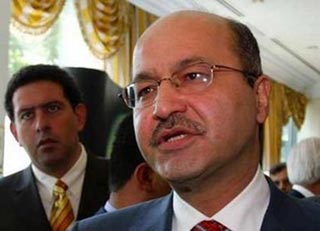 نائب رئيس الوزراء : السيد السيستاني يدعم الحكومة العراقية لتحقيق السيادة الكاملة