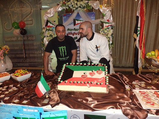 بالصور :كويتيون يحتفلون بعيدهم الوطني في كربلاء المقدسة