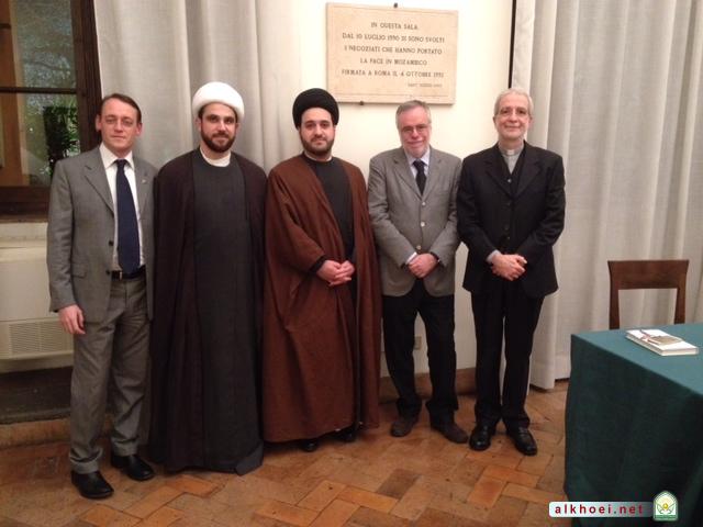 السيد الخوئي يبعث برسالة سلام من النجف للعالم+ نص الرسالة