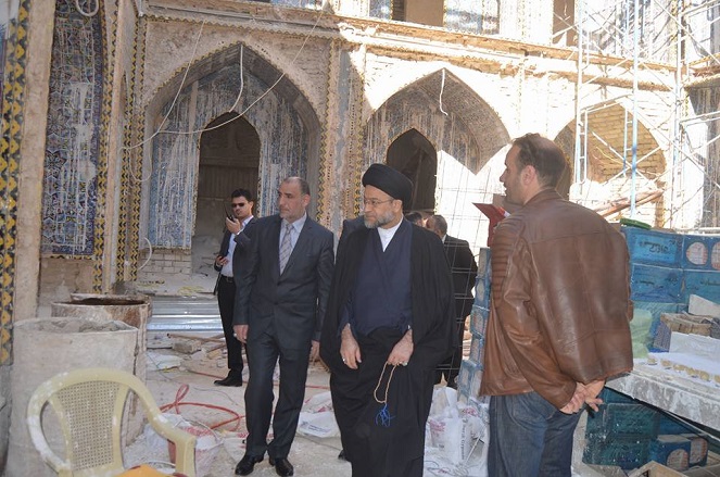 رئيس ديوان الوقف الشيعي يتفقد مشروع اعمار مدرسة الأخوند الدينية في النجف الأشرف
