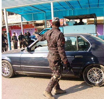 خطيب جمعة قضاء الهندية بكربلاء يدعو لتقليل حدة الاجراءات الامنية بالمدينة