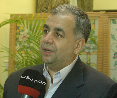 وزير النقل السابق يتقد قرار حكومي باخذ براءة ذمة ديون الكهرباء من المواطنين خلال المعاملات الرسمية