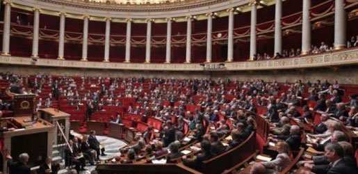 فرنسا تقر قانونا جديدا لمكافحة الإرهاب يحل مكان حالة الطوارىء