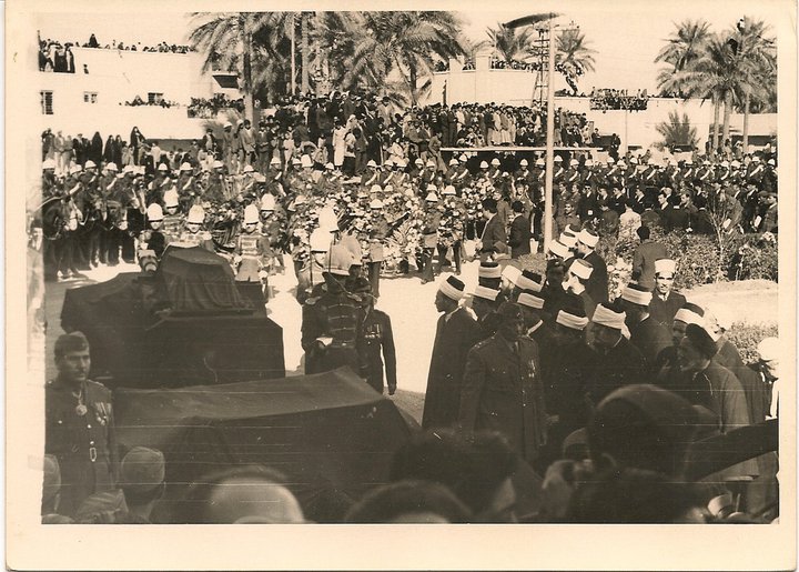 صورة ارشيفية نادرة لتشييع الملكة عالية في بغداد عام  1950
