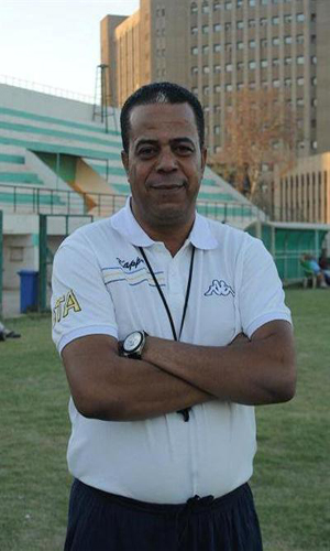 لاعب دولي سابق يطالب بنقل مباريات العراق في التصفيات المؤهلة لكاس العالم الى ايران بدلاً من قطر