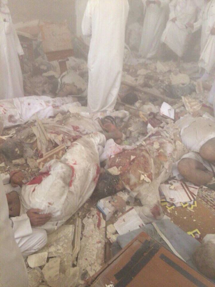 بالصور:تفجير انتحاري  في مسجد الإمام الصادق في منطقة الصوابر في الكويت أثناء صلاة الجمعة