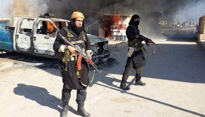 داعش يجدد هجماته على عين العرب.. وبارزاني يستغيث