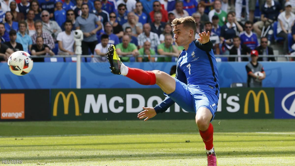 فرنسا إلى دور الثمانية بثنائية غريزمان