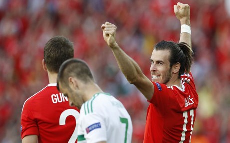 ويلز تتأهل للربع النهائي بعد فوزها على إيرلندا الشمالية في يورو2016