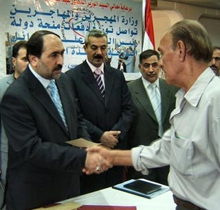 وزير المهجرين والمهاجرين يؤكد عودة أكثر من 29 ألف عائلة نازحة إلى ديارها