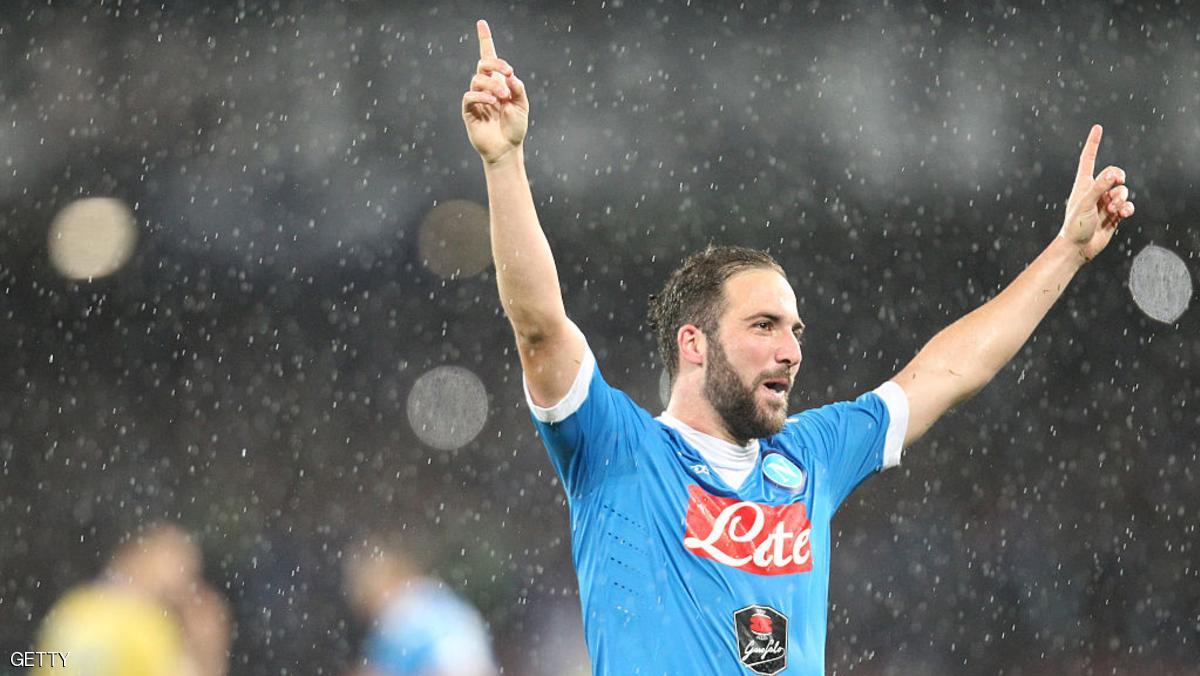 هيغواين رسميا إلى يوفنتوس الايطالي بـ 95 مليون يورو