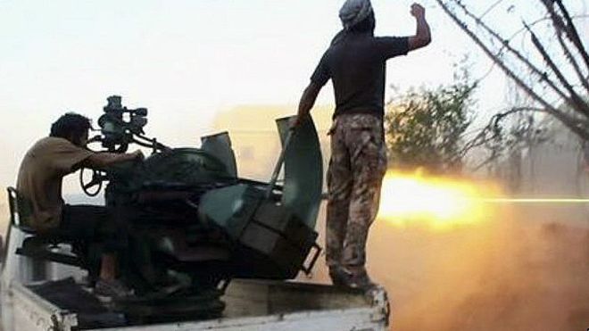 مسلحون سوريون دربتهم واشنطن يسلمون أسلحتهم إلى جبهة النصرة