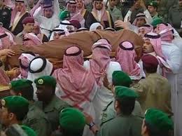 الأمير سلطان يشيع دون إعلان رسمي للحداد في السعودية!