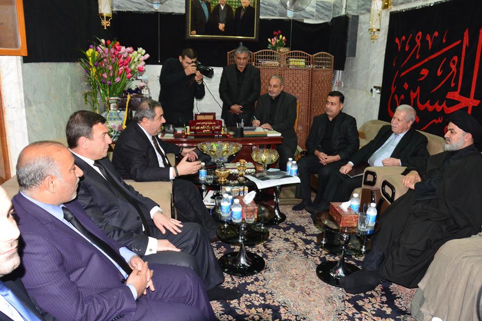 هوشيار زيباري يلتقي بالسيد احمد الصافي والاخير يدعو الدولة لتعدد مصادر تمويل الخزينة من غير النفط