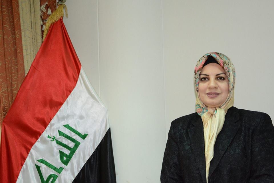 نائبة تكشف عدد النواب المصوتين على قانون هيئة الحشد وتؤكد: لا يسمح لاعضاء الحشد ممارسة العمل السياسي