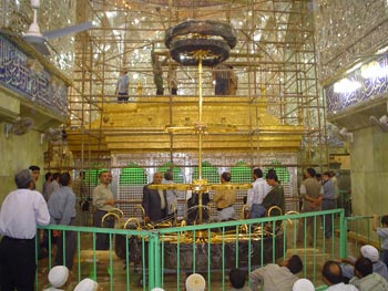 وحدة الثريات في العتبة الحسينية المقدسة تعلن استعدادها للعمل داخل ضريح العسكريين في سامراء