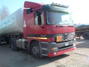 قاطع أمن واستخبارات كربلاء يكشف عملية تهريب في أماكن غير قانونية لخزن الوقود