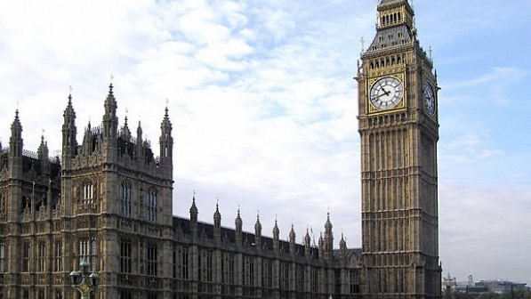 دقات ساعة "بيغ بن" تتوقف لأول مرة منذ 157عاما