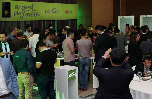 اقليم كردستان : إل جي إلكترونِكس تطرح هاتفها الذكي "G5" كأول جهاز محمول بالعالم بتصميمه المركّب من وحدات