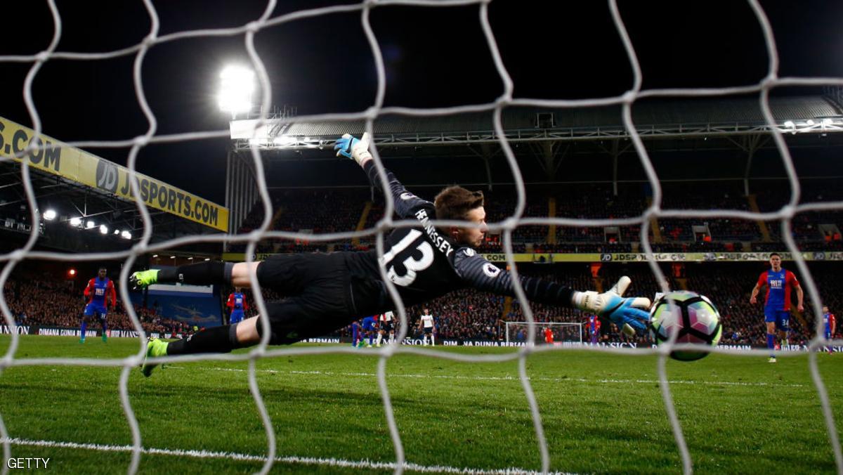 توتنهام يواصل ضغطه على تشلسي المتصدر