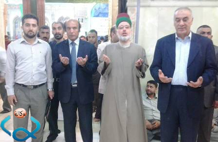 رعد حمودي وفلاح حسن يؤديان مراسيم زيارة الامام الحسين ويتفقدان مدرب كربلاء المغدور