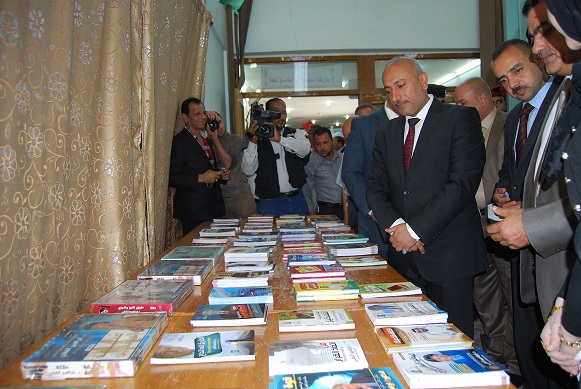 بالصور:كربلاء تحتضن معرضا للكتب القديمة والنادرة