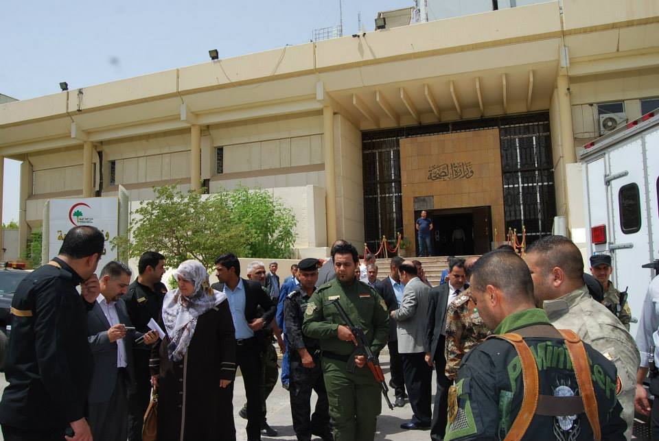اندلاع حريق في احد مباني وزارة الصحة والوزيرة تعزو الحادث بسبب التماس الكهربائي
